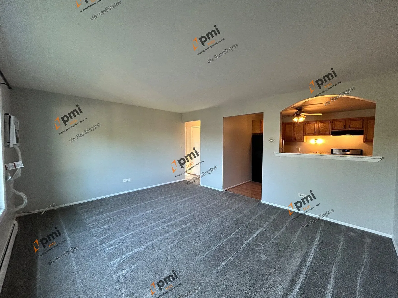 2 bed, 1.0 bath, 800 sqft, $1,150 — Photo 2
