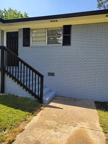 10 Roper Dr #B Photo 1