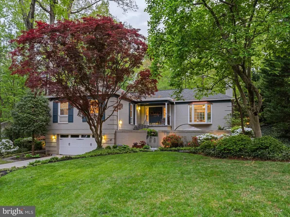 1605 Mason Hill Dr, Alexandria, VA 22307