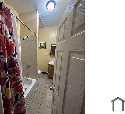 4th image of 410 N 53rd St Floor 1