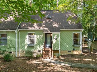 104 Barbee Ct, Carrboro, NC 27510