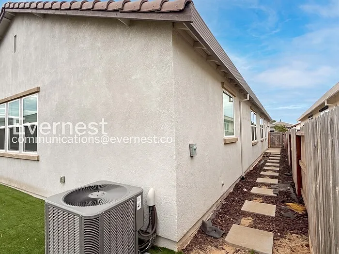 12268 Coal Creek Way — Photo 31