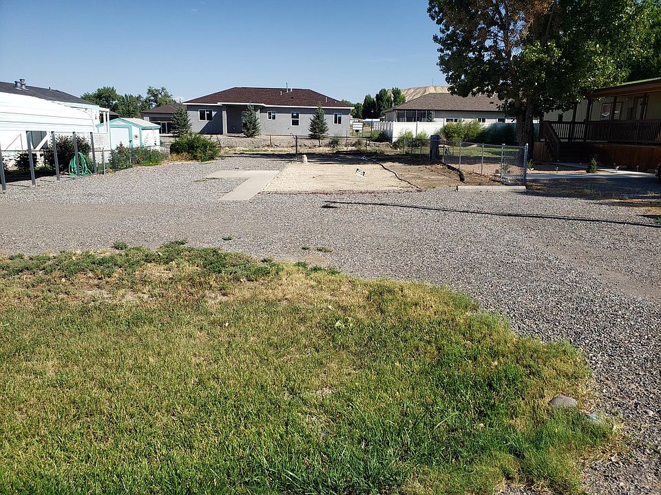 2nd image of 961 6600th Rd