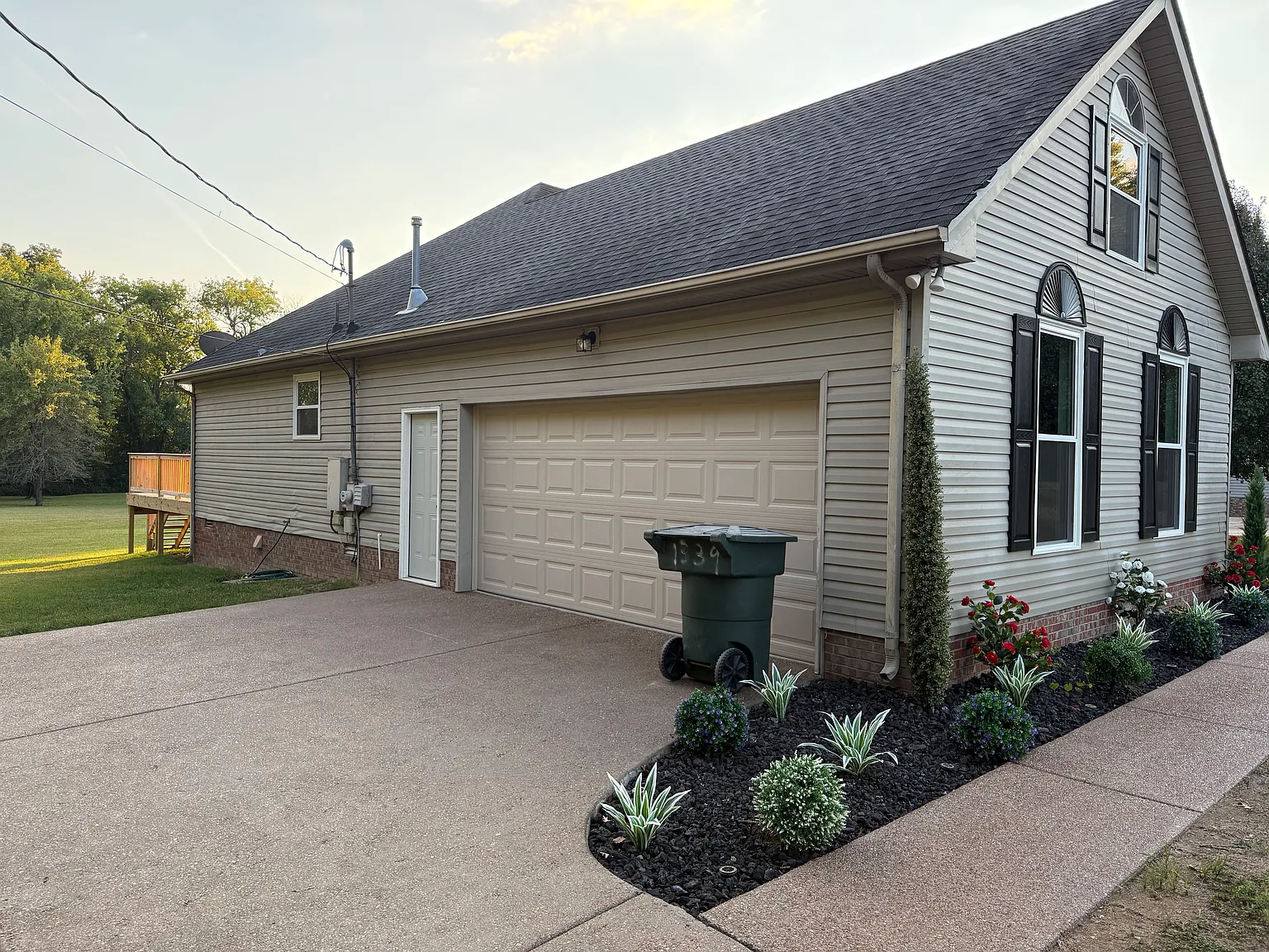 1339 Branch Creek Rd — Photo 3