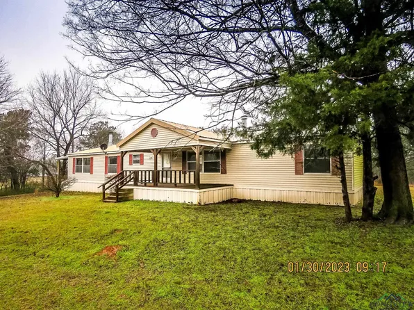 3319 W Pinecrest Dr, Marshall, TX 75670