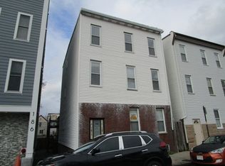 190-190R Paris St, Boston, MA 02128