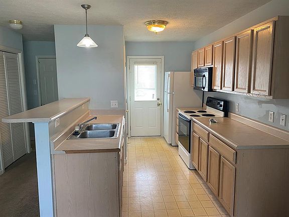 4th image of 4949 Potomac Square # 4 Pl