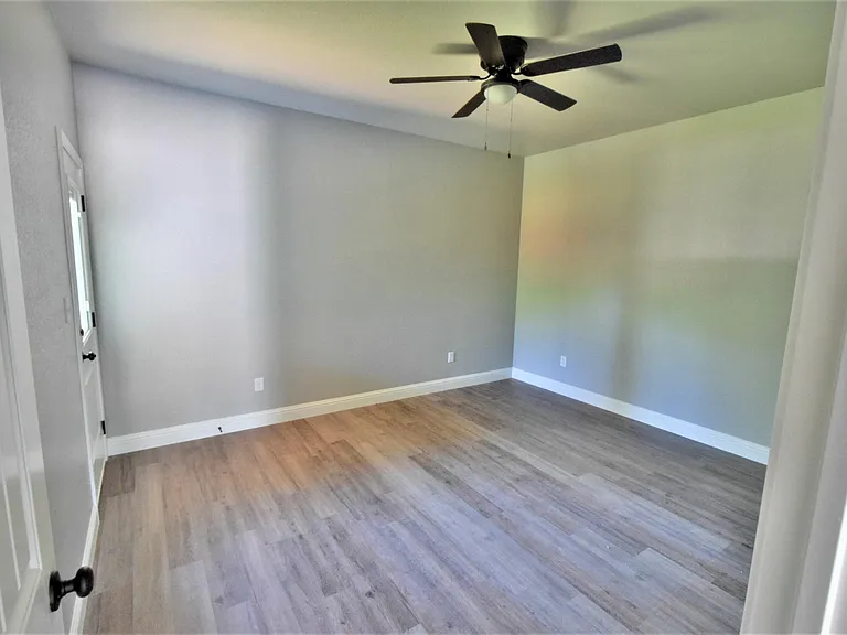 3613 Mandy Dr — Photo 11
