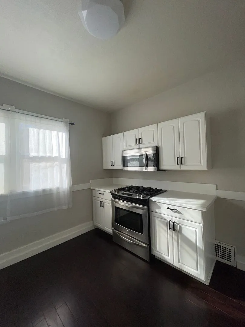 Building Photo - 1418 Osceola St
