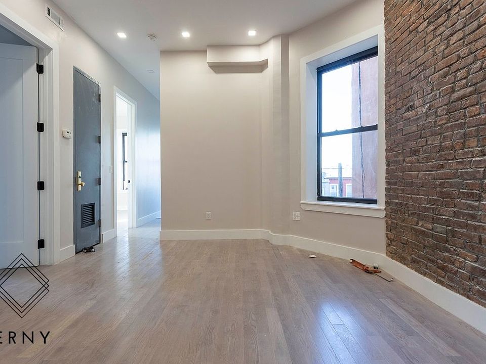1st image of 399 Putnam Ave #C4