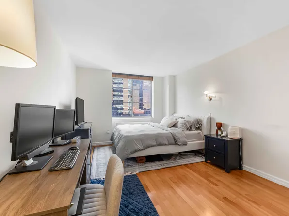 50 Lexington Avenue image 6 of 11