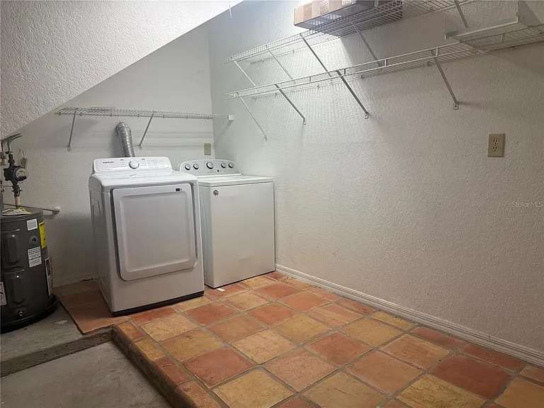 1055 Normandy Trace Rd — Photo 15