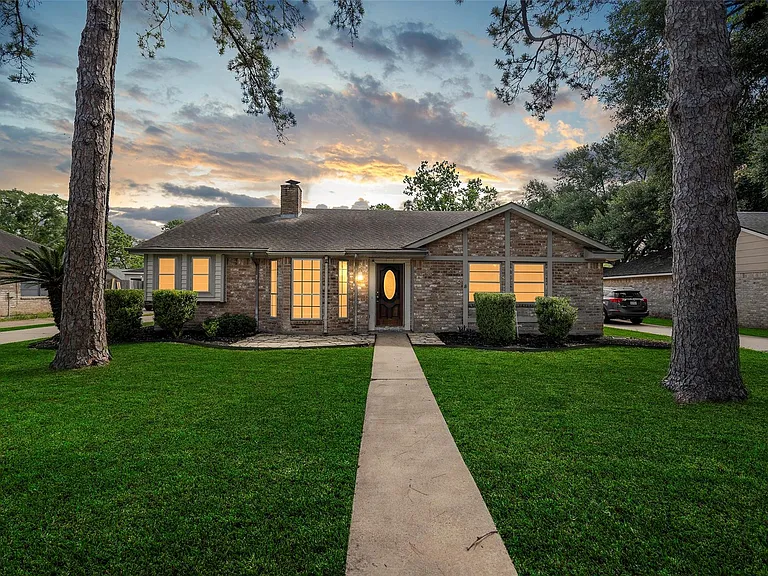 1015 Rock Canyon Dr — Photo 27