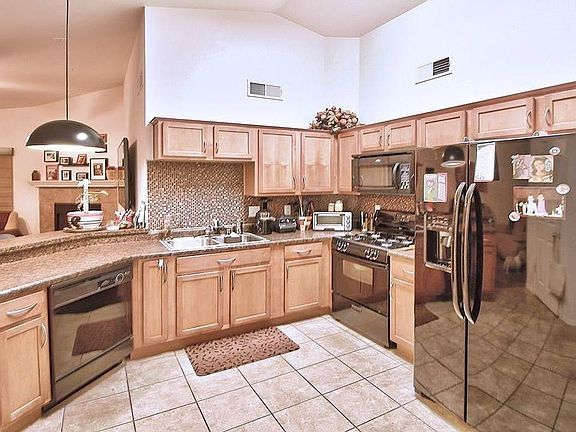 3rd image of 6953 Bruce Bissonette Dr