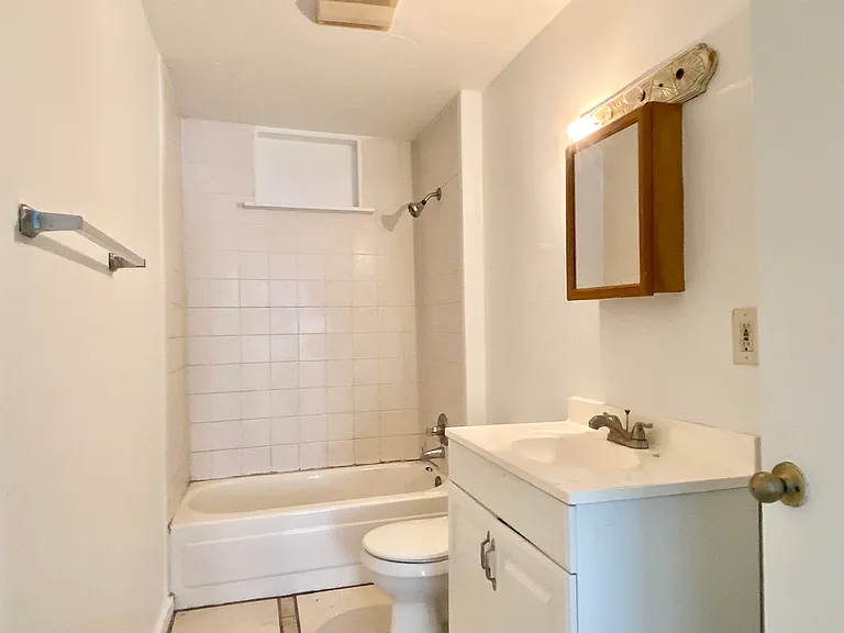 116 Bridge St #2 — Photo 6