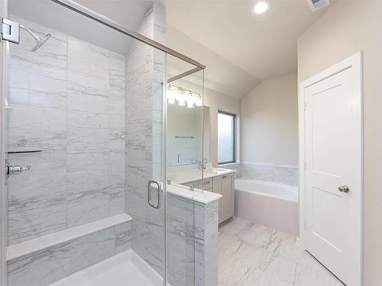 4022 Maple Glen Dr — Photo 18