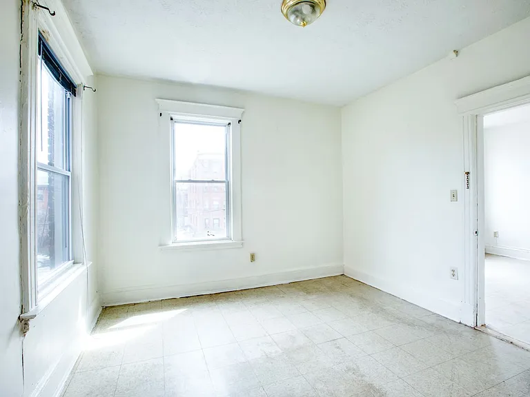 825 Park St #2N — Photo 18