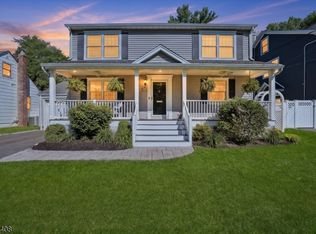 208 Wyoming St, Westfield Town, NJ 07090