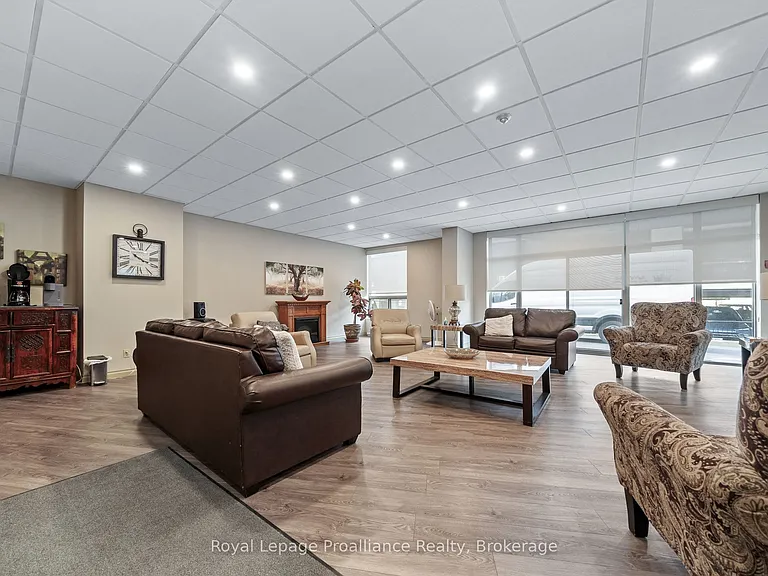 344 Front St #506 — Photo 44
