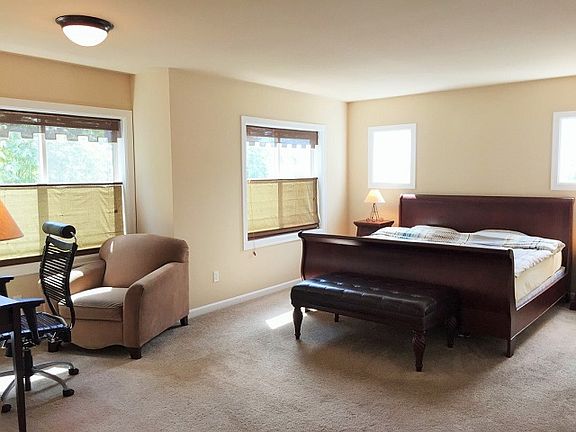3rd image of 12317 NE 86th Way #4
