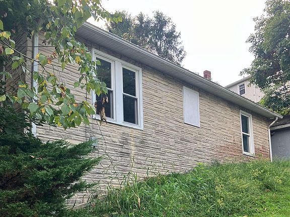 3rd image of 605 East Ave