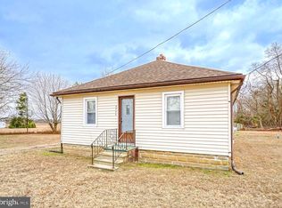 3755 Cedarville Rd, Cedarville, NJ 08311