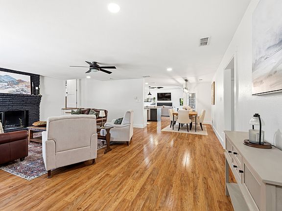 5th image of 109 Oaktree Dr