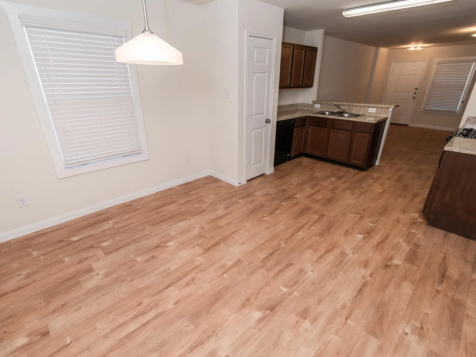 Southview Villas — Photo 4