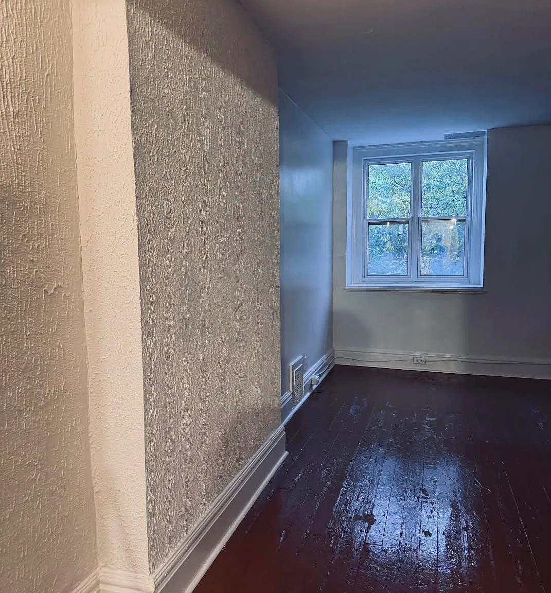 3 bed, $2,850 — Photo 1
