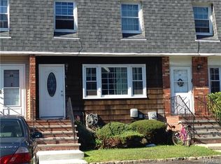 27 Gladys Dr, Spring Valley, NY 10977