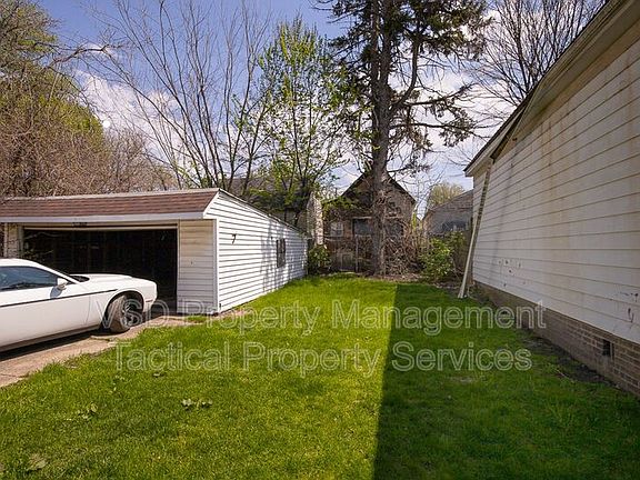 2nd image of 3651 E 55th St #2