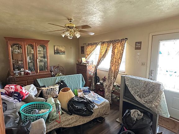 3rd image of 2837 S Walcott St