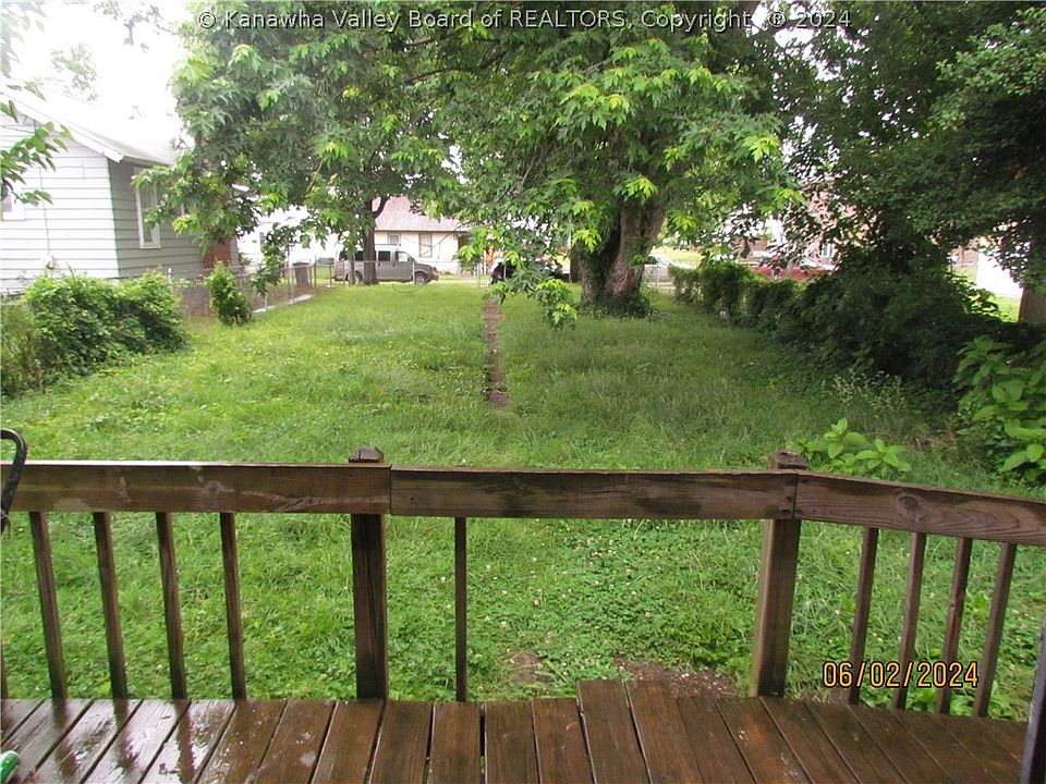 2nd image of 144 5th Ave