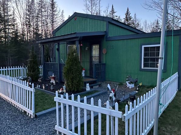 523 Johnson Flat Road, Clinton, ME 04927