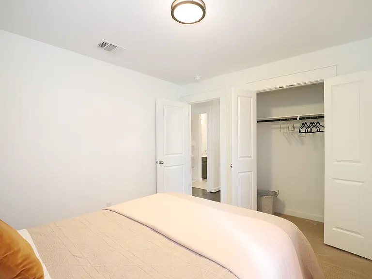 6028 Urbano Bnd — Photo 22