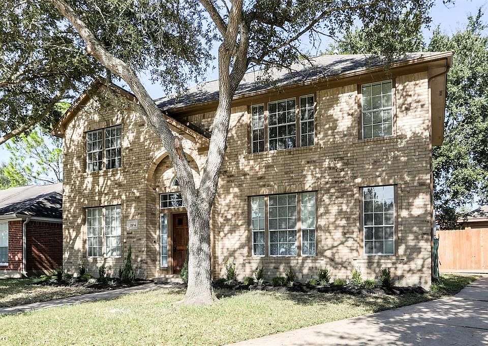 1st image of 2934 Meadow Brook Dr