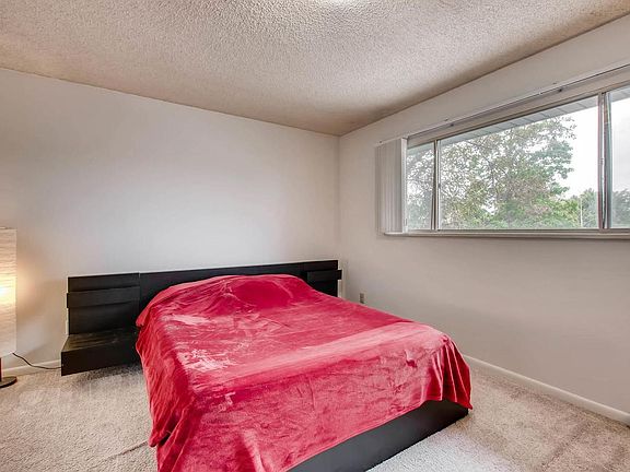 5th image of 1614 27th Ave