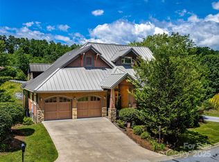 20 Narrows Run Loop, Hendersonville, NC 28791