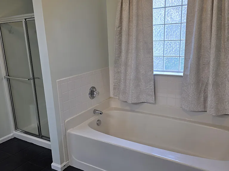 126 Adams Ln — Photo 16