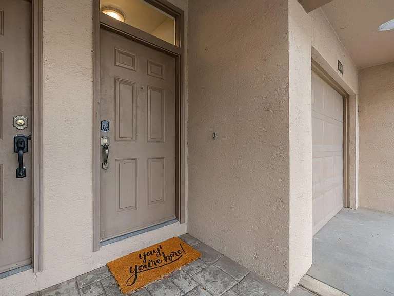 1039 Normandy Trace Rd — Photo 2