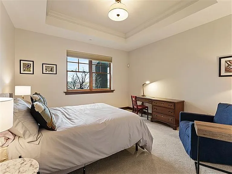 363 SW Bluff Dr #102 — Photo 6