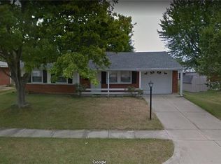 241 Amsterdam Dr, Xenia, OH 45385