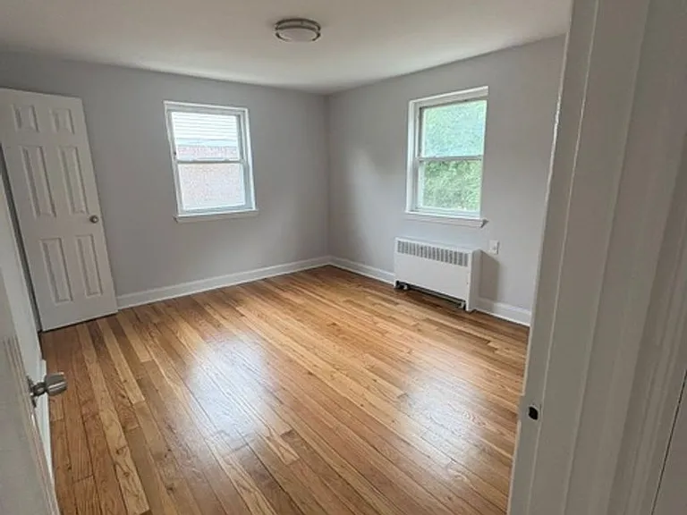 Michael Manor Apartment Homes — Photo 35