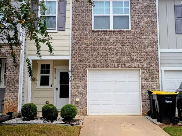 11912 Fuller St, Hampton, GA 30228