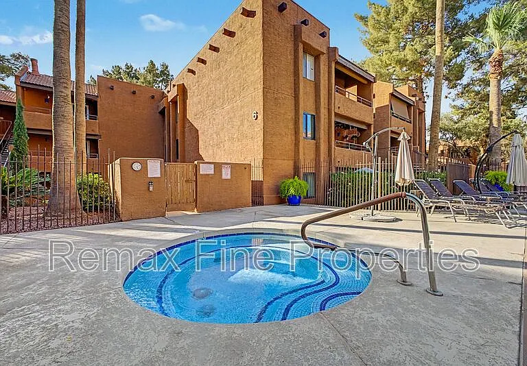 4704 E Paradise Village Pkwy N #203 — Photo 12
