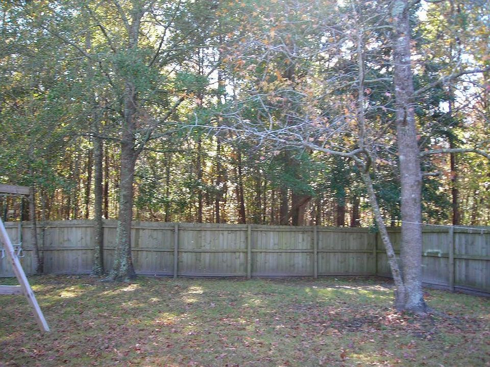 private fenced back yard