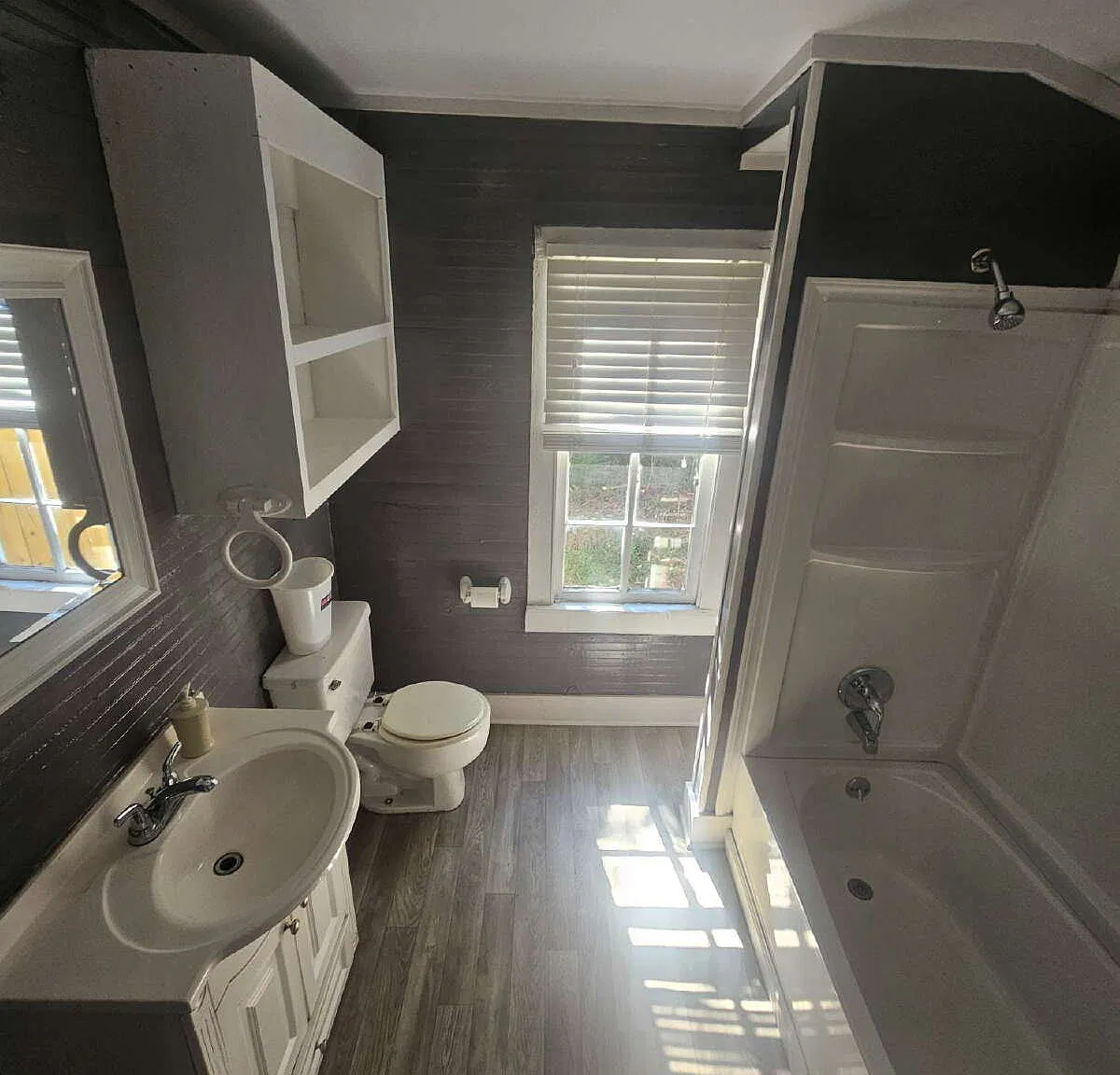 1 bed, 1.0 bath, 1000 sqft, $975 — Photo 4