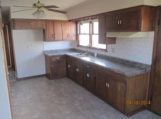 W203N9523 Bittersweet Ln, Menomonee Falls, WI 53051