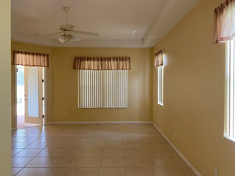 12934 Colonnade Cir — Photo 8