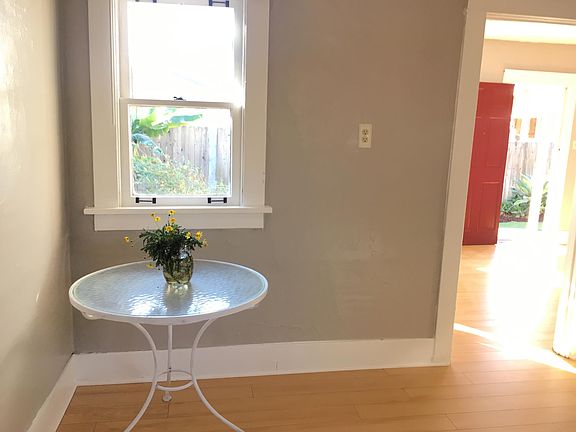5th image of 266 Coronado Ave #1/2